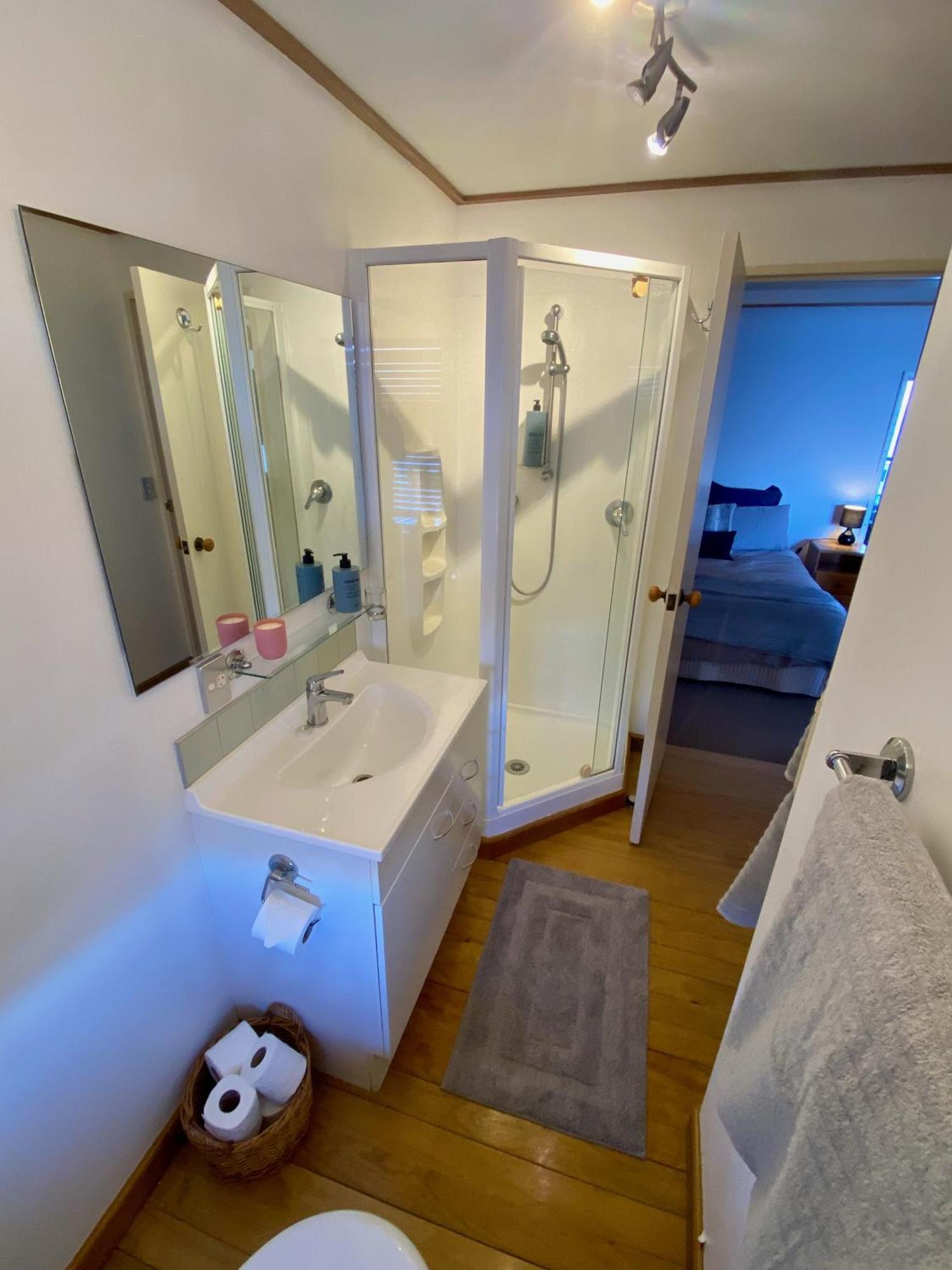 Comfortable Mountain View Studio ควีนส์ทาวน์ ภายนอก รูปภาพ